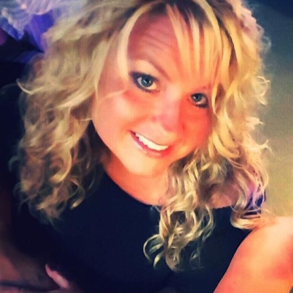 ~*MEET THE POSHER*~ - Picture 2 of 8